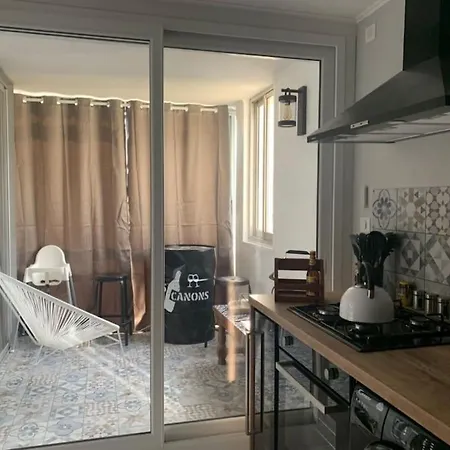 Appartement Vintage 90 M2 Duplex Classe Frejus Exterior photo