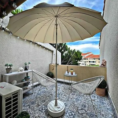 Appartement Vintage 90 M2 Duplex Classe Frejus Exterior photo